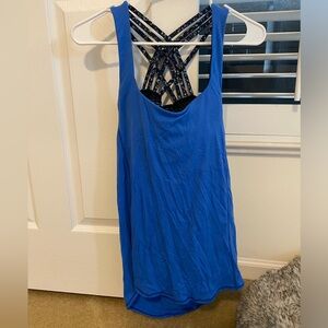 Lululemon free to be wild built in bra tank size 6